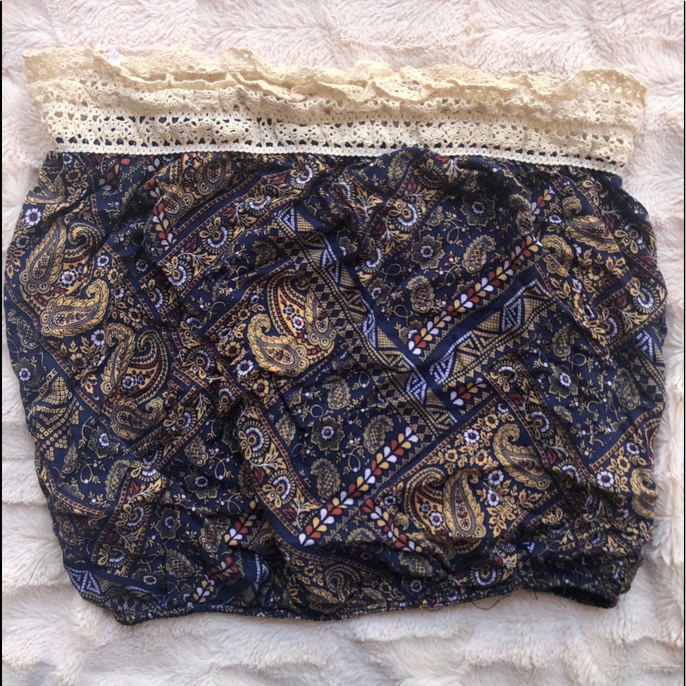 Patterned Strapless Top 💙🌈 - Picture 3 of 3